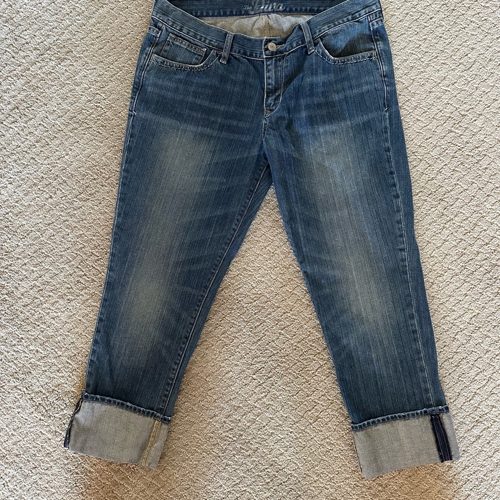 Old Navy The Diva Women's cropped Blue Jeans